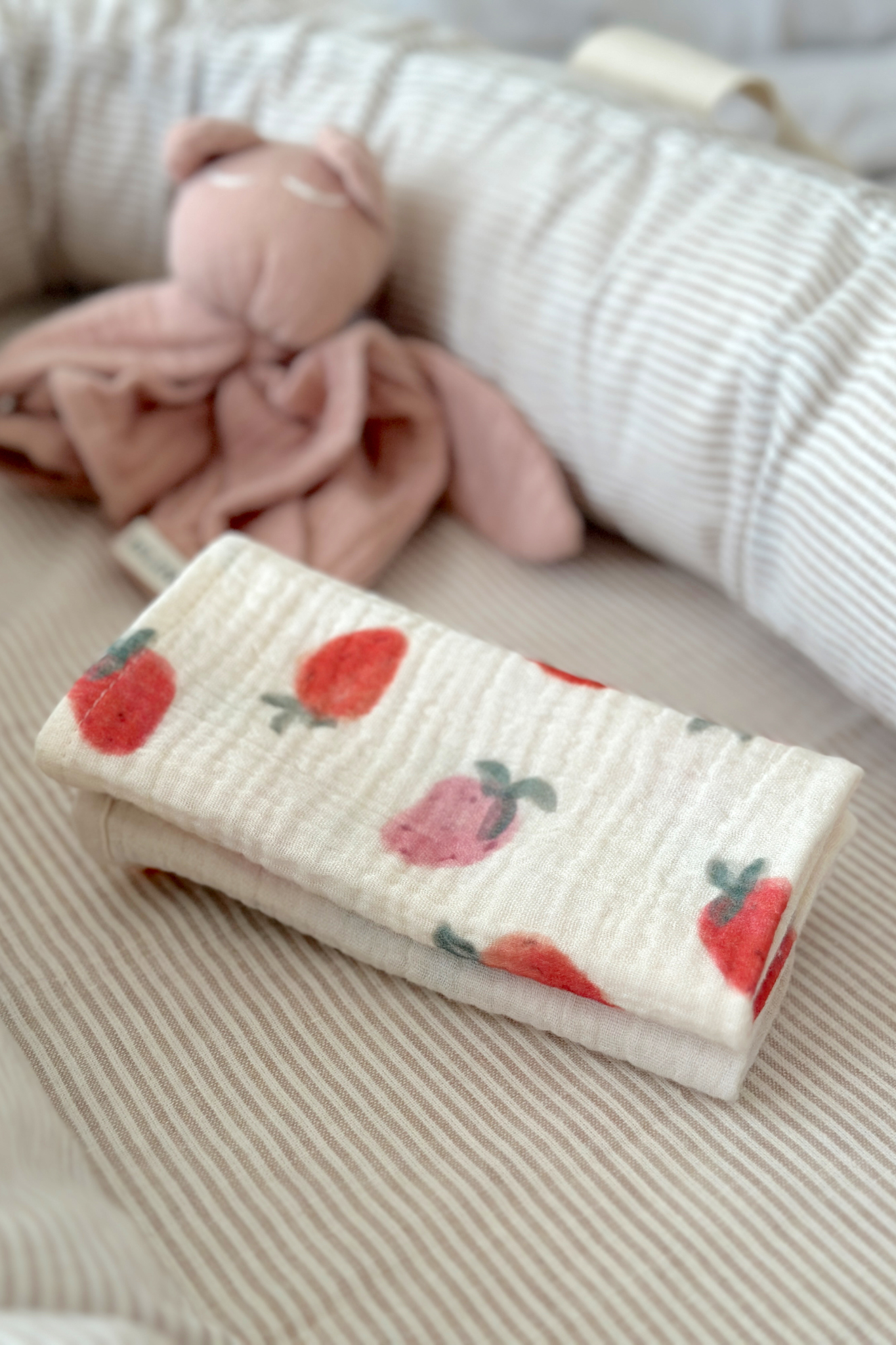 Mini Strawberry & Ecru - zestaw małych pieluszek muślinowych