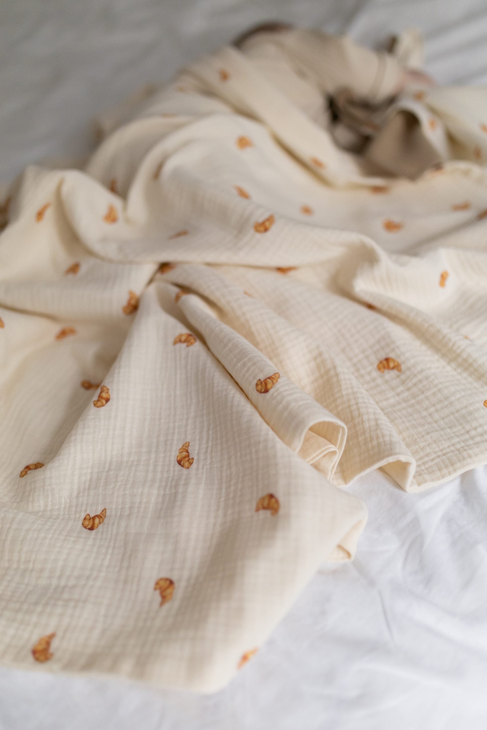 Muślinowy kocyk - Croissants