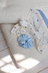 Lniana gumka scrunchie - Baby Blue