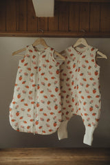 Muślinowy śpiworek z nogawkami - Strawberry