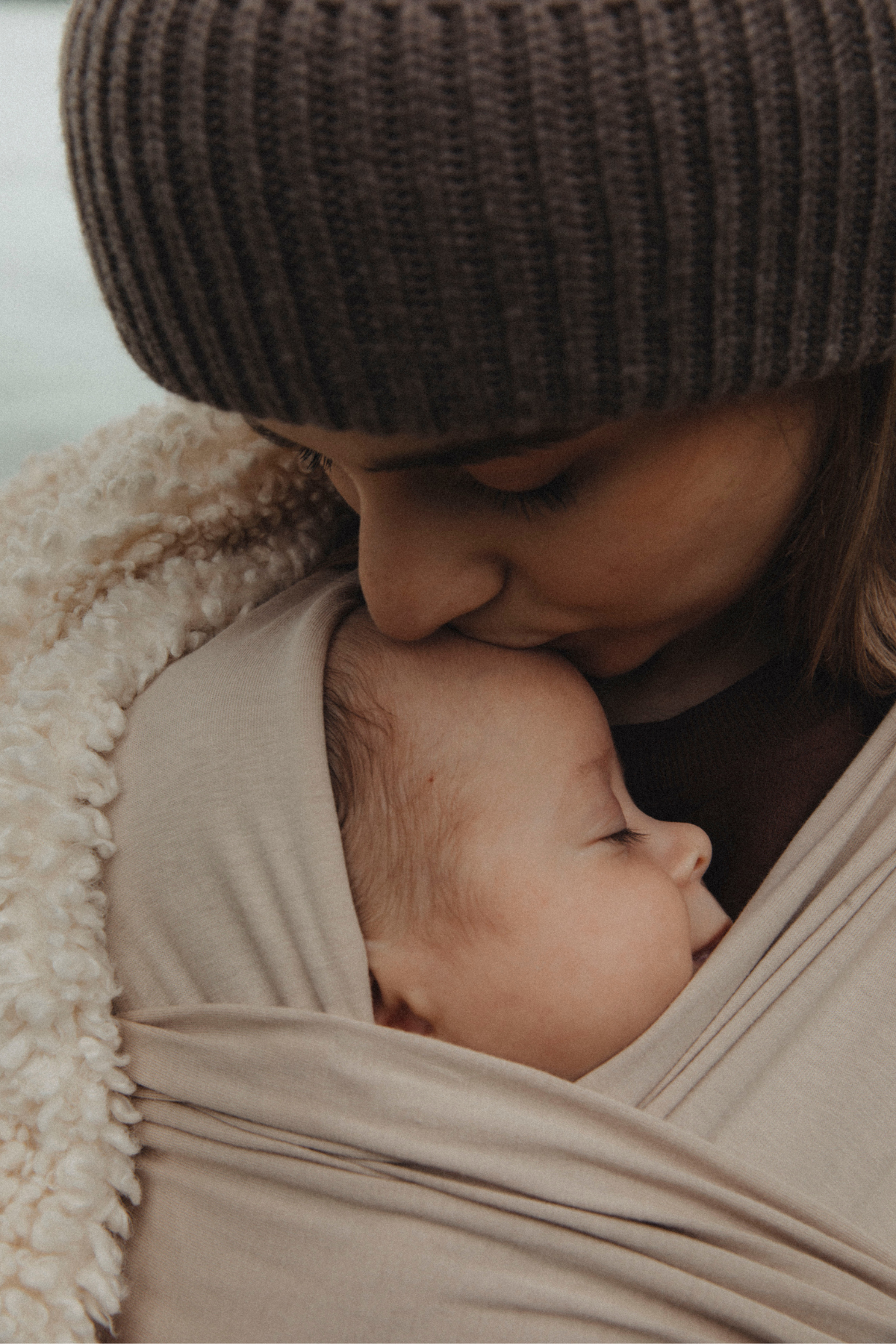 Chusta Elastyczna HugMe Beige