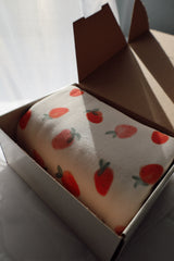 Chusta Elastyczna HugMe Strawberry