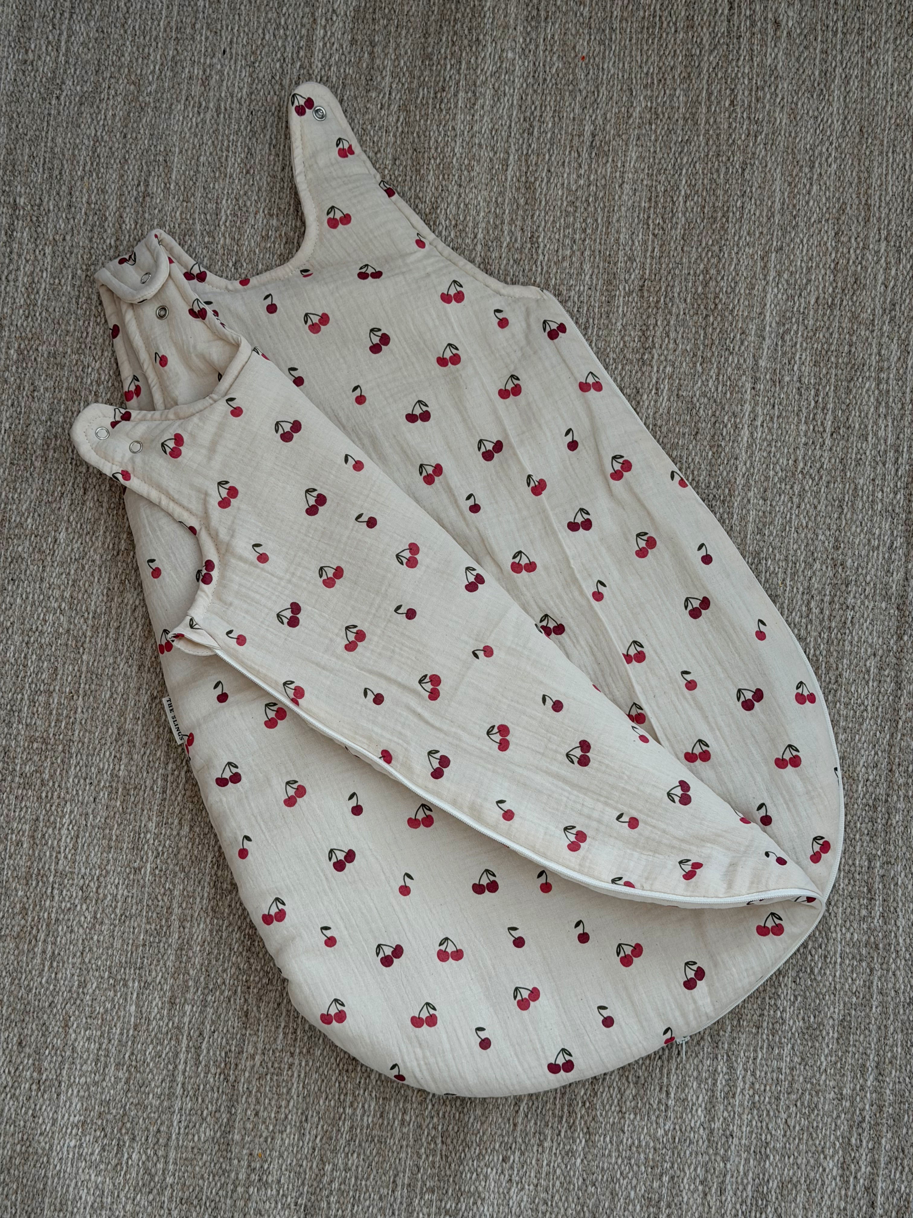 Muślinowy śpiworek - Cherries