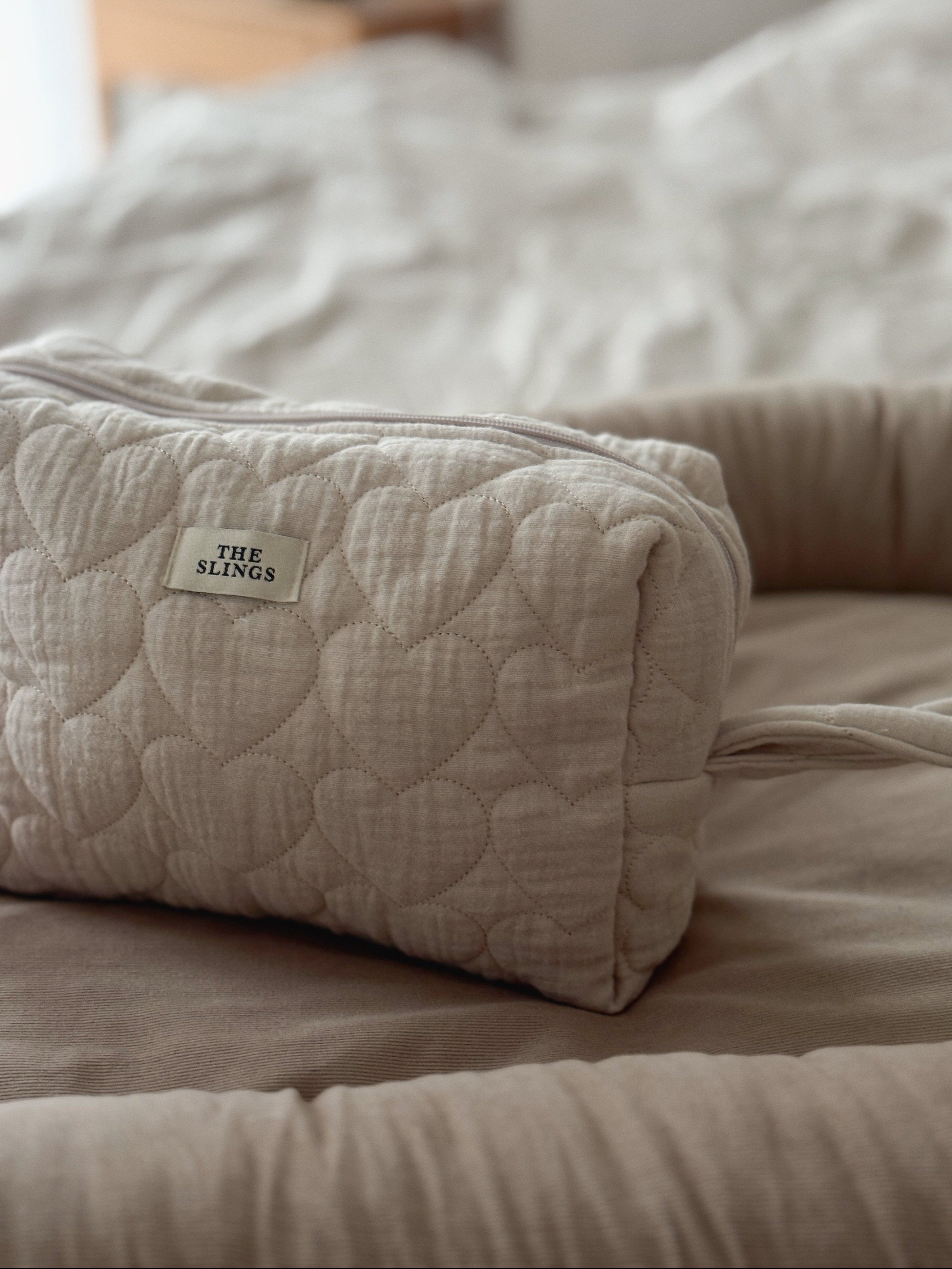 Duża Muślinowa Kosmetyczka Cloud Puffy Hearts