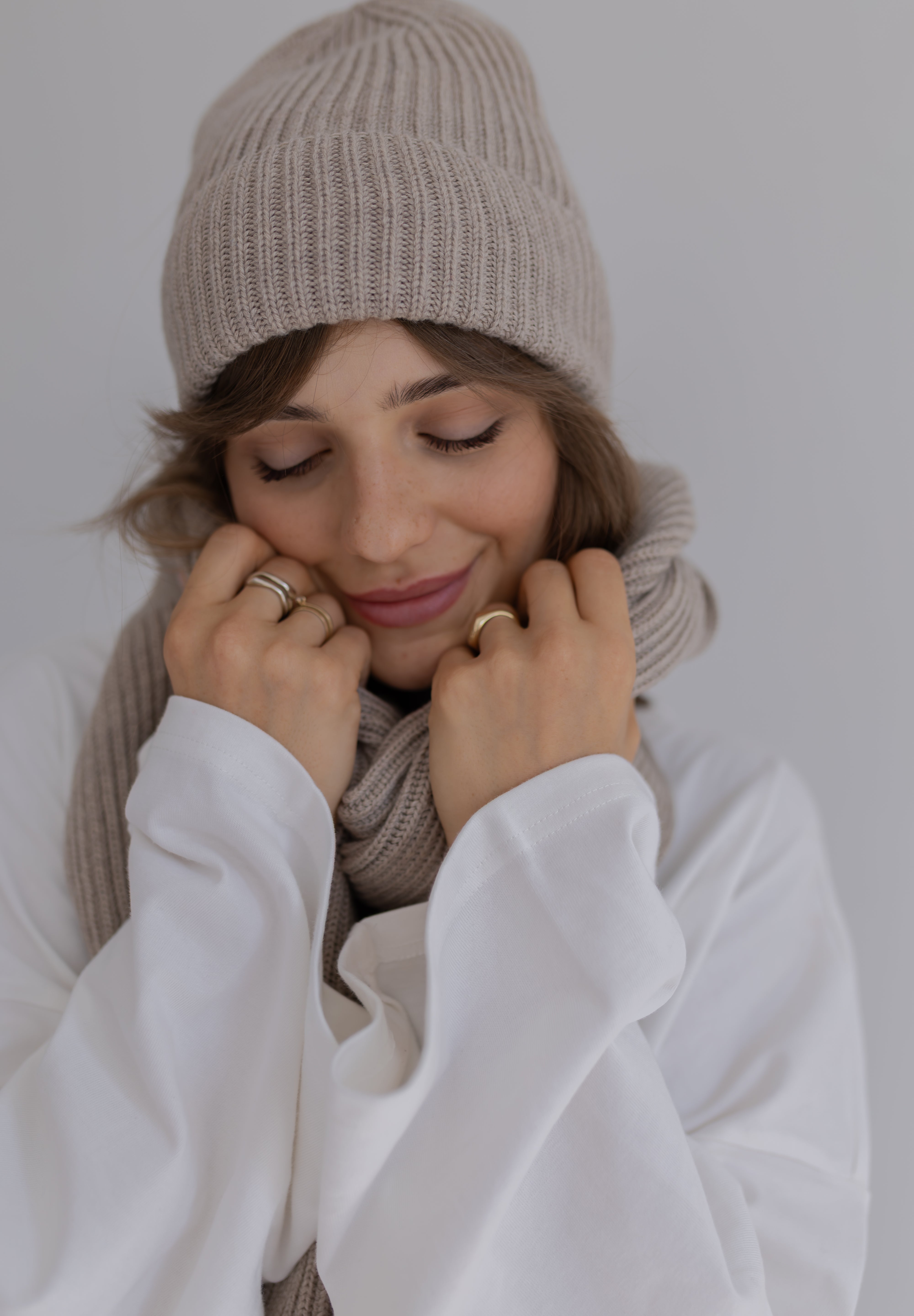 Tilia - czapka z wełny merino Sand